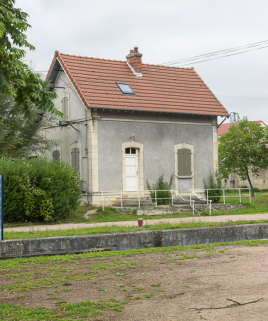 Vue de la maison éclusière. © Région Bourgogne-Franche-Comté, Inventaire du patrimoine