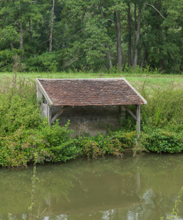Vue du lavoir. © Région Bourgogne-Franche-Comté, Inventaire du patrimoine