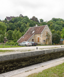 Vue de la maison éclusière. © Région Bourgogne-Franche-Comté, Inventaire du patrimoine