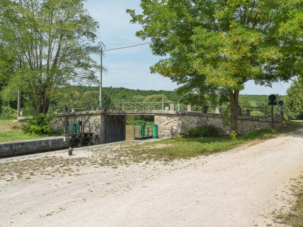Vue d'ensemble du pont. © Région Bourgogne-Franche-Comté, Inventaire du patrimoine
