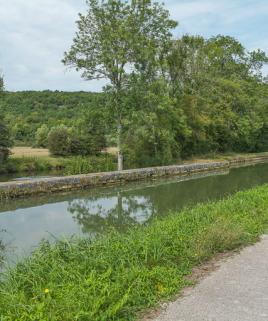 Détail de la digue. © Région Bourgogne-Franche-Comté, Inventaire du patrimoine