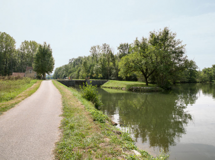 Vue du site d'écluse et de la râcle. © Région Bourgogne-Franche-Comté, Inventaire du patrimoine