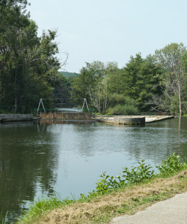 Vue du barrage. © Région Bourgogne-Franche-Comté, Inventaire du patrimoine