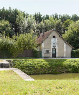 Vue de la maison éclusière. © Région Bourgogne-Franche-Comté, Inventaire du patrimoine