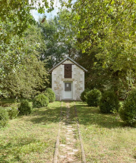 Vue de l'annexe agricole. © Région Bourgogne-Franche-Comté, Inventaire du patrimoine