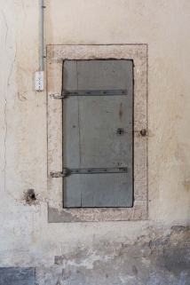 Niche dans le choeur faisant office de sacristie. © Région Bourgogne-Franche-Comté, Inventaire du patrimoine