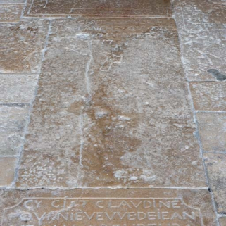 Dalle 2 : vue d'ensemble. © Région Bourgogne-Franche-Comté, Inventaire du patrimoine