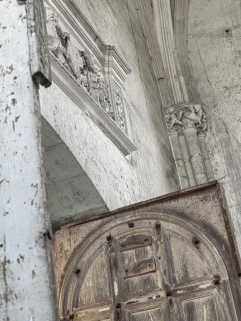 Chapiteau de la nef, 1ère travée. © Région Bourgogne-Franche-Comté, Inventaire du patrimoine