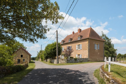 maison © Région Bourgogne-Franche-Comté, Inventaire du patrimoine maison © Région Bourgogne-Franche-Comté, Inventaire du patrimoine