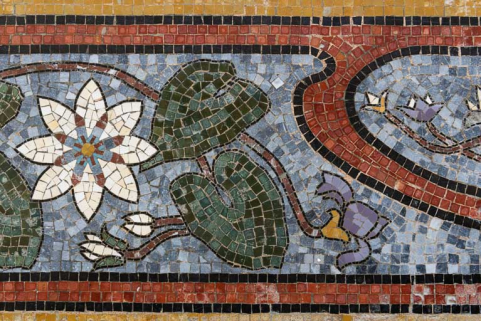 Bordure, détail, nénuphar. © Région Bourgogne-Franche-Comté, Inventaire du patrimoine Bordure, détail, nénuphar. © Région Bourgogne-Franche-Comté, Inventaire du patrimoine