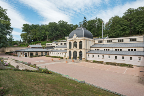 Vue d'ensemble depuis le sud-ouest. © Région Bourgogne-Franche-Comté, Inventaire du patrimoine Vue d'ensemble depuis le sud-ouest. © Région Bourgogne-Franche-Comté, Inventaire du patrimoine