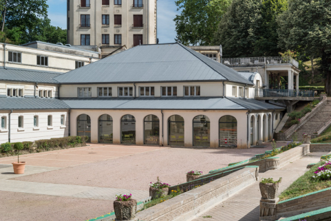 Pavillon de la piscine. © Région Bourgogne-Franche-Comté, Inventaire du patrimoine Pavillon de la piscine. © Région Bourgogne-Franche-Comté, Inventaire du patrimoine