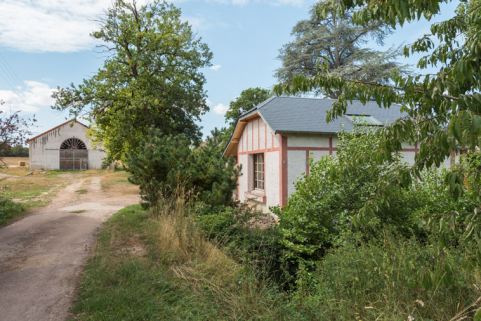 usine de mise en bouteilles des eaux minérales © Région Bourgogne-Franche-Comté, Inventaire du patrimoine