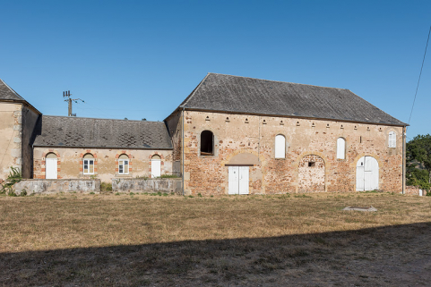 Bâtiment des dépendances. © Région Bourgogne-Franche-Comté, Inventaire du patrimoine Bâtiment des dépendances. © Région Bourgogne-Franche-Comté, Inventaire du patrimoine