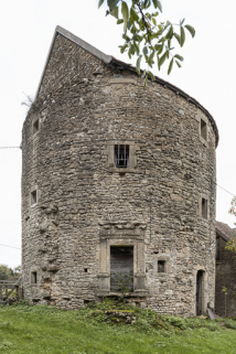 ensemble castral © Région Bourgogne-Franche-Comté, Inventaire du patrimoine ensemble castral © Région Bourgogne-Franche-Comté, Inventaire du patrimoine