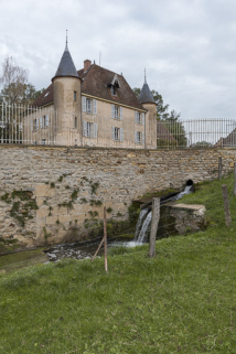 bief de dérivation © Région Bourgogne-Franche-Comté, Inventaire du patrimoine bief de dérivation © Région Bourgogne-Franche-Comté, Inventaire du patrimoine