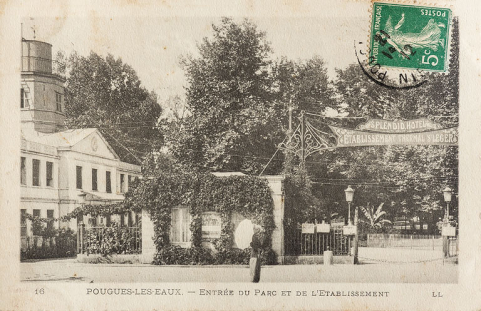 établissement thermal © Région Bourgogne-Franche-Comté, Inventaire du patrimoine  établissement thermal © Région Bourgogne-Franche-Comté, Inventaire du patrimoine