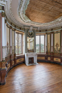 salle des fêtes cheminée © Région Bourgogne-Franche-Comté, Inventaire du patrimoine  salle des fêtes cheminée © Région Bourgogne-Franche-Comté, Inventaire du patrimoine