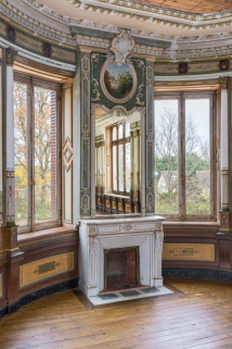 salle des fêtes cheminée © Région Bourgogne-Franche-Comté, Inventaire du patrimoine  salle des fêtes cheminée © Région Bourgogne-Franche-Comté, Inventaire du patrimoine