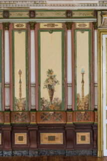 salle des fêtes lambris de hauteur peinture monumentale © Région Bourgogne-Franche-Comté, Inventaire du patrimoine  salle des fêtes lambris de hauteur peinture monumentale © Région Bourgogne-Franche-Comté, Inventaire du patrimoine