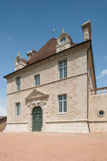 écurie © Région Bourgogne-Franche-Comté, Inventaire du patrimoine écurie © Région Bourgogne-Franche-Comté, Inventaire du patrimoine