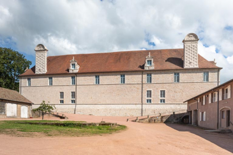 écurie © Région Bourgogne-Franche-Comté, Inventaire du patrimoine écurie © Région Bourgogne-Franche-Comté, Inventaire du patrimoine