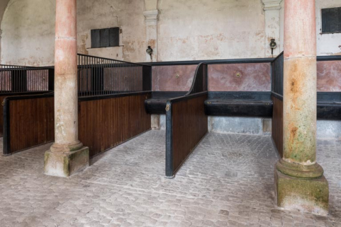 écurie © Région Bourgogne-Franche-Comté, Inventaire du patrimoine écurie © Région Bourgogne-Franche-Comté, Inventaire du patrimoine