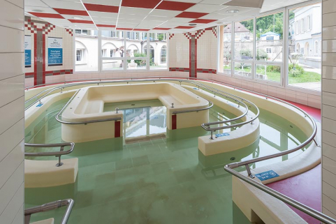 établissement thermal © Région Bourgogne-Franche-Comté, Inventaire du patrimoine  établissement thermal © Région Bourgogne-Franche-Comté, Inventaire du patrimoine