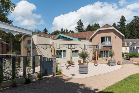 établissement thermal © Région Bourgogne-Franche-Comté, Inventaire du patrimoine  établissement thermal © Région Bourgogne-Franche-Comté, Inventaire du patrimoine