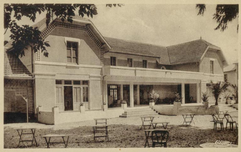 casino © Région Bourgogne-Franche-Comté, Inventaire du patrimoine  casino © Région Bourgogne-Franche-Comté, Inventaire du patrimoine