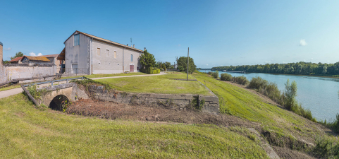 port © Région Bourgogne-Franche-Comté, Inventaire du patrimoine port © Région Bourgogne-Franche-Comté, Inventaire du patrimoine