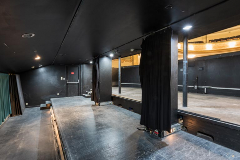 théâtre © Région Bourgogne-Franche-Comté, Inventaire du patrimoine  théâtre © Région Bourgogne-Franche-Comté, Inventaire du patrimoine