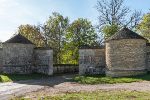  fortification d'agglomération © Région Bourgogne-Franche-Comté, Inventaire du patrimoine