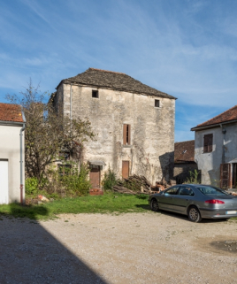 maison forte © Région Bourgogne-Franche-Comté, Inventaire du patrimoine  maison forte © Région Bourgogne-Franche-Comté, Inventaire du patrimoine