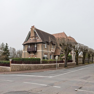 demeure villa © Région Bourgogne-Franche-Comté, Inventaire du patrimoine  demeure villa © Région Bourgogne-Franche-Comté, Inventaire du patrimoine