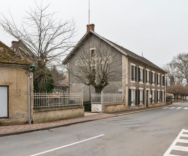 hôtel de voyageurs © Région Bourgogne-Franche-Comté, Inventaire du patrimoine  hôtel de voyageurs © Région Bourgogne-Franche-Comté, Inventaire du patrimoine