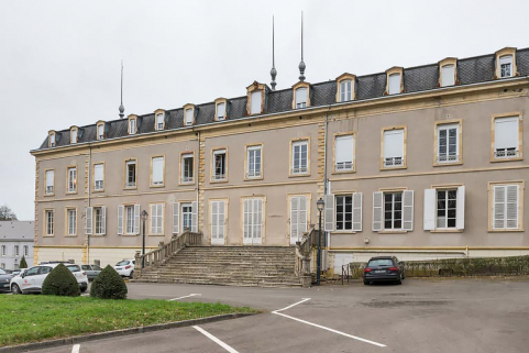 hôtel de voyageurs © Région Bourgogne-Franche-Comté, Inventaire du patrimoine  hôtel de voyageurs © Région Bourgogne-Franche-Comté, Inventaire du patrimoine