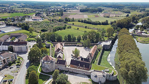  fortification d'agglomération château fort © Région Bourgogne-Franche-Comté, Inventaire du patrimoine