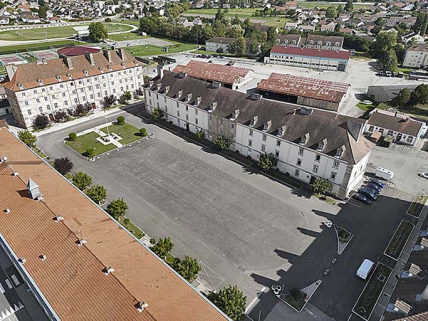 fortification d'agglomération caserne © Région Bourgogne-Franche-Comté, Inventaire du patrimoine  fortification d'agglomération caserne © Région Bourgogne-Franche-Comté, Inventaire du patrimoine