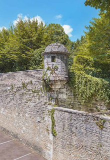 fortification d'agglomération bastion échauguette © Région Bourgogne-Franche-Comté, Inventaire du patrimoine  fortification d'agglomération bastion échauguette © Région Bourgogne-Franche-Comté, Inventaire du patrimoine