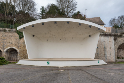  théâtre de plein air © Région Bourgogne-Franche-Comté, Inventaire du patrimoine