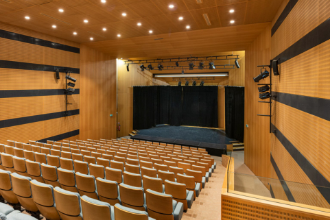  halle théâtre © Région Bourgogne-Franche-Comté, Inventaire du patrimoine