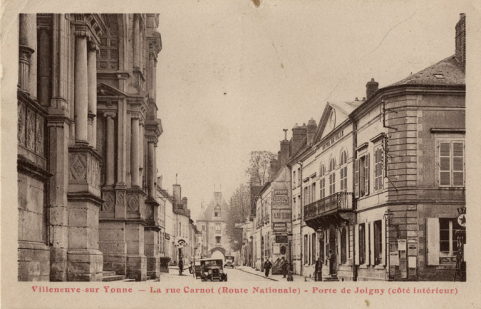 hôtel de ville théâtre © Région Bourgogne-Franche-Comté, Inventaire du patrimoine  hôtel de ville théâtre © Région Bourgogne-Franche-Comté, Inventaire du patrimoine