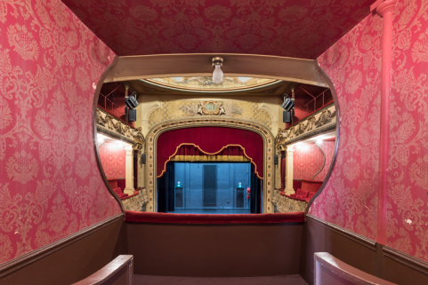 théâtre © Région Bourgogne-Franche-Comté, Inventaire du patrimoine  théâtre © Région Bourgogne-Franche-Comté, Inventaire du patrimoine