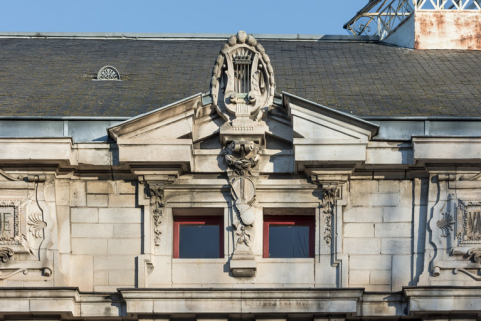 décor d'architecture relief © Région Bourgogne-Franche-Comté, Inventaire du patrimoine  décor d'architecture relief © Région Bourgogne-Franche-Comté, Inventaire du patrimoine
