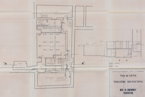 théâtre © Région Bourgogne-Franche-Comté, Inventaire du patrimoine  théâtre © Région Bourgogne-Franche-Comté, Inventaire du patrimoine