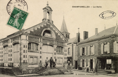 halle cinéma © Région Bourgogne-Franche-Comté, Inventaire du patrimoine  halle cinéma © Région Bourgogne-Franche-Comté, Inventaire du patrimoine