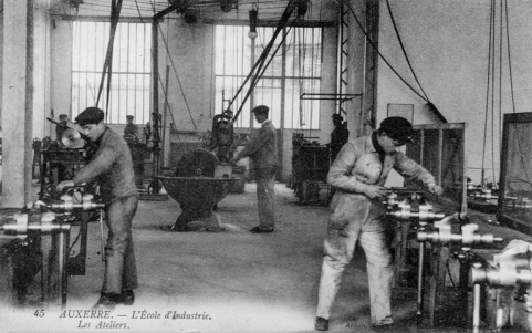maison presbytère école primaire école professionnelle © Région Bourgogne-Franche-Comté, Inventaire du patrimoine  maison presbytère école primaire école professionnelle © Région Bourgogne-Franche-Comté, Inventaire du patrimoine