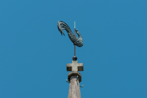 église coq croix © Région Bourgogne-Franche-Comté, Inventaire du patrimoine  église coq croix © Région Bourgogne-Franche-Comté, Inventaire du patrimoine