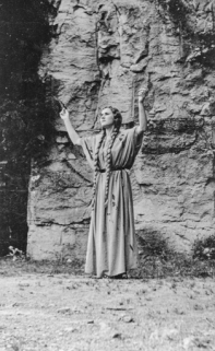  théâtre © Amicale du Mystère de Sainte Reine